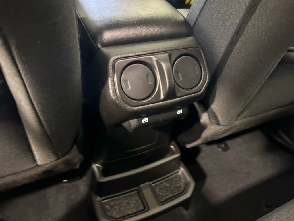Used 2024 Jeep Wrangler Unlimited AWD/4WD image 29