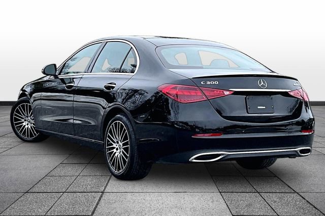 Used 2025 Mercedes-Benz C 300 4MATIC Sedan image 5