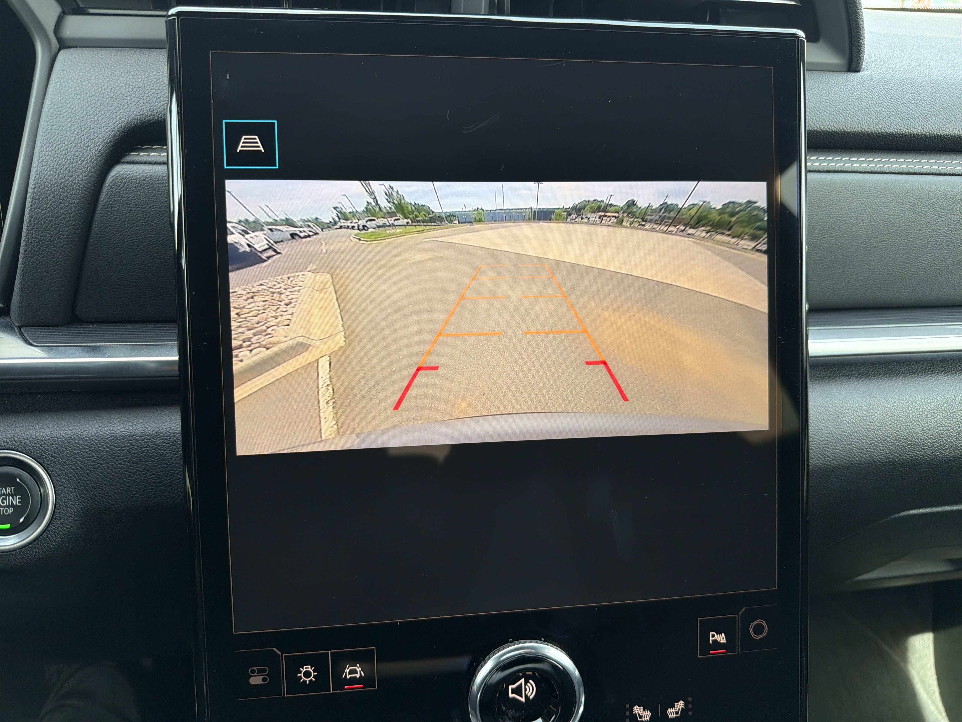 Used 2025 GMC Terrain Elevation AWD/4WD image 24