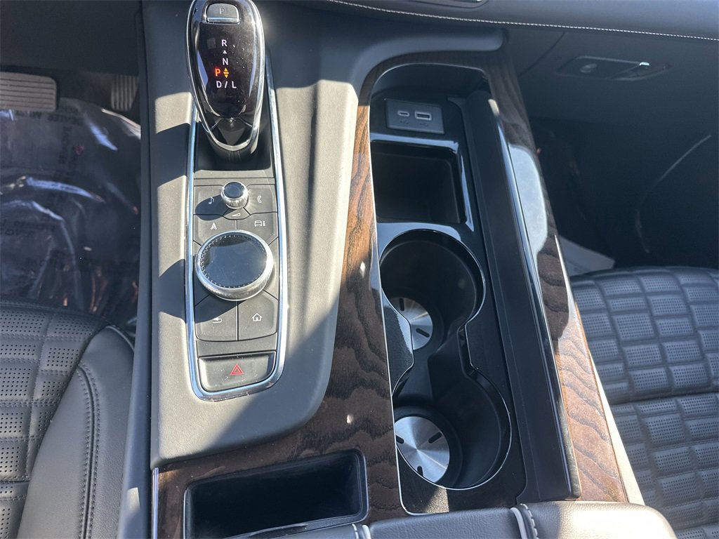 Used 2024 Cadillac Escalade ESV Sport Platinum image 22