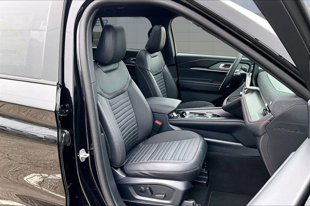 New 2026 Ford Explorer ST-Line AWD/4WD image 12