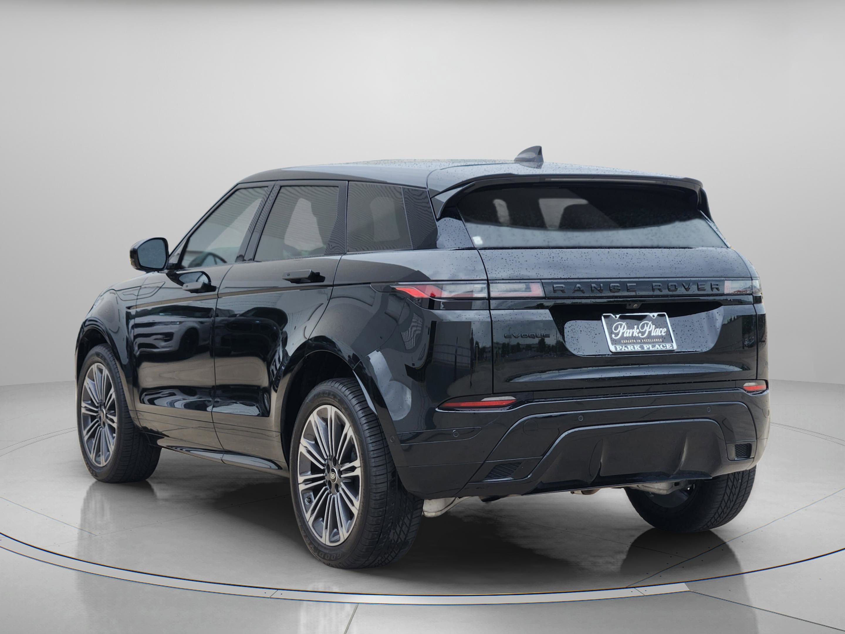 Certified 2024 Land Rover Range Rover Evoque Dynamic SE image 3