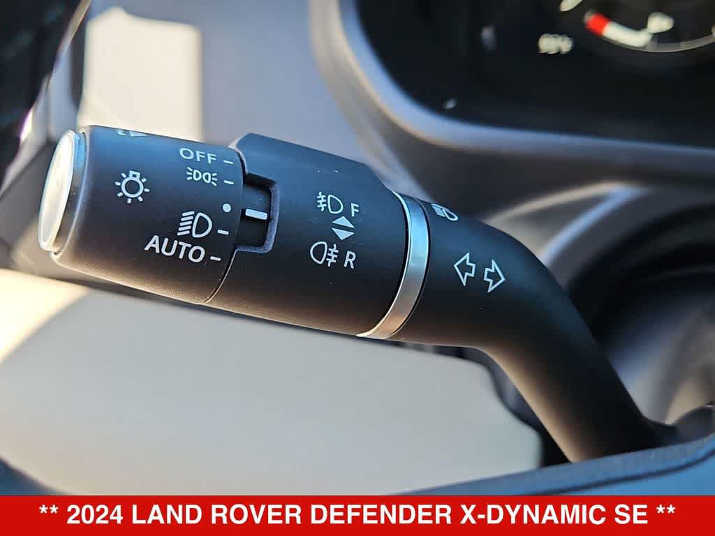Used 2024 Land Rover Defender 130 X-Dynamic SE AWD/4WD image 27