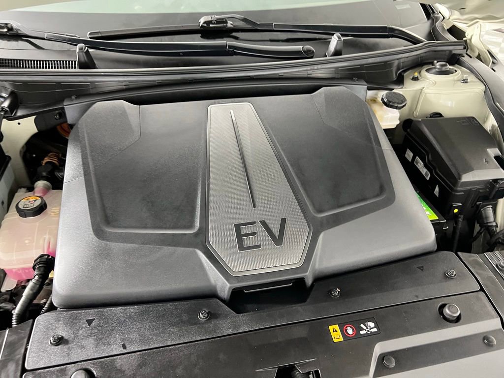 Used 2022 Kia EV6 Wind w/ Wind Technology Package image 37