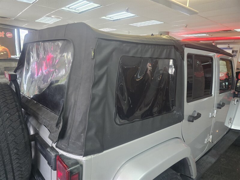 Used 2007 Jeep Wrangler Unlimited Sahara AWD/4WD image 29