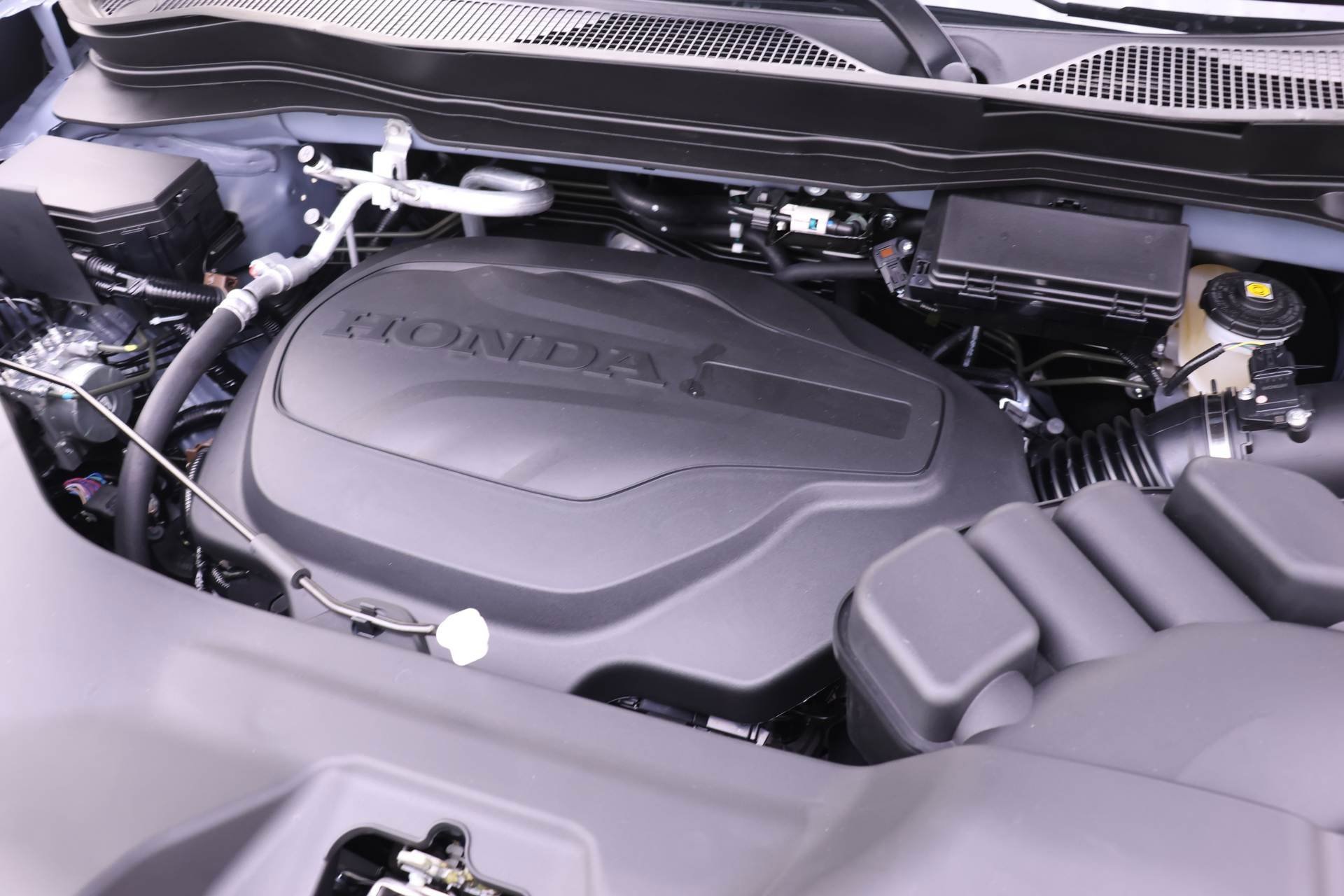 New 2026 Honda Ridgeline Black Edition image 16
