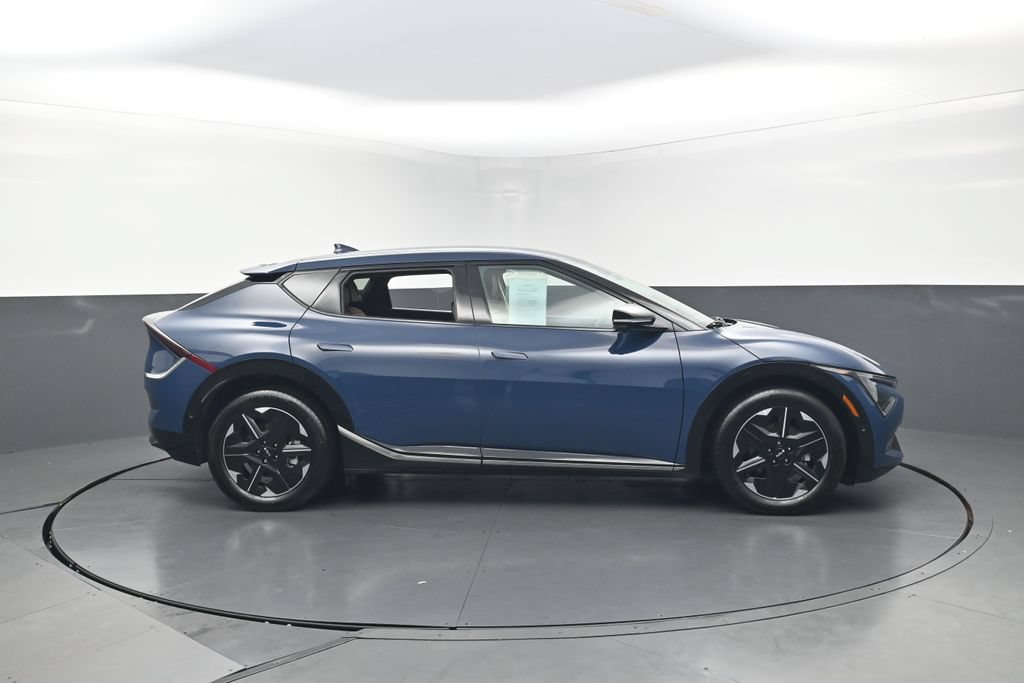 Used 2025 Kia EV6 Wind AWD/4WD image 3
