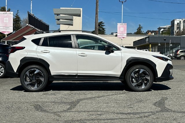 Used 2026 Subaru Crosstrek 2.5i Limited AWD/4WD image 4