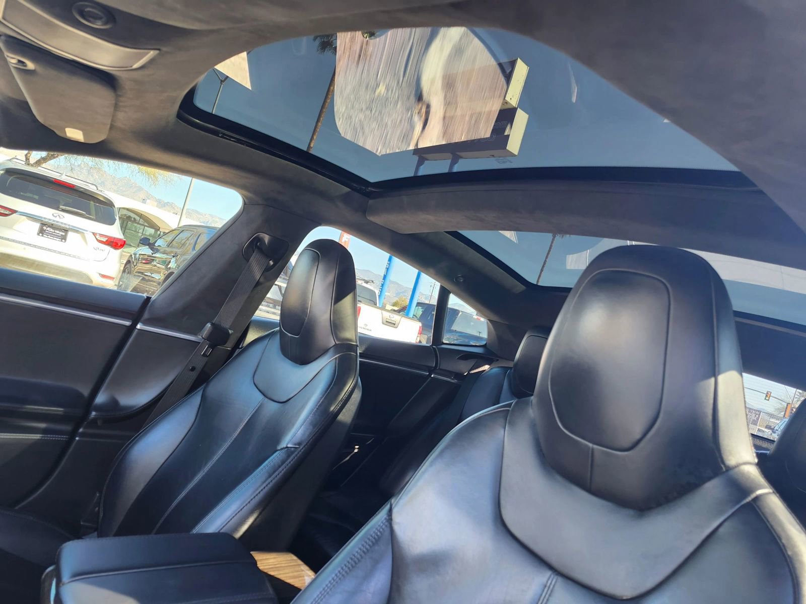 Used 2015 Tesla Model S 85 image 27