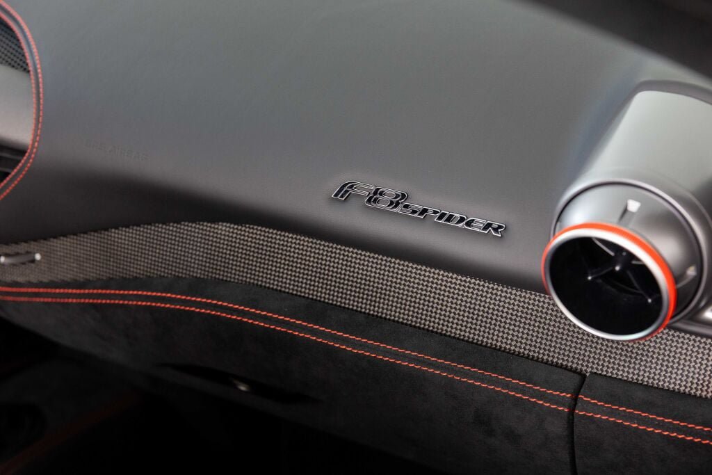 Used 2022 Ferrari F8 Tributo RWD image 53