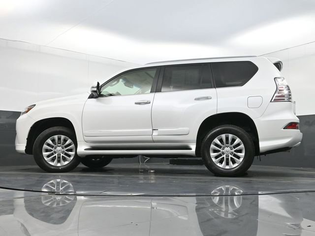 Used 2018 Lexus GX 460 Premium w/ Premium Package image 36