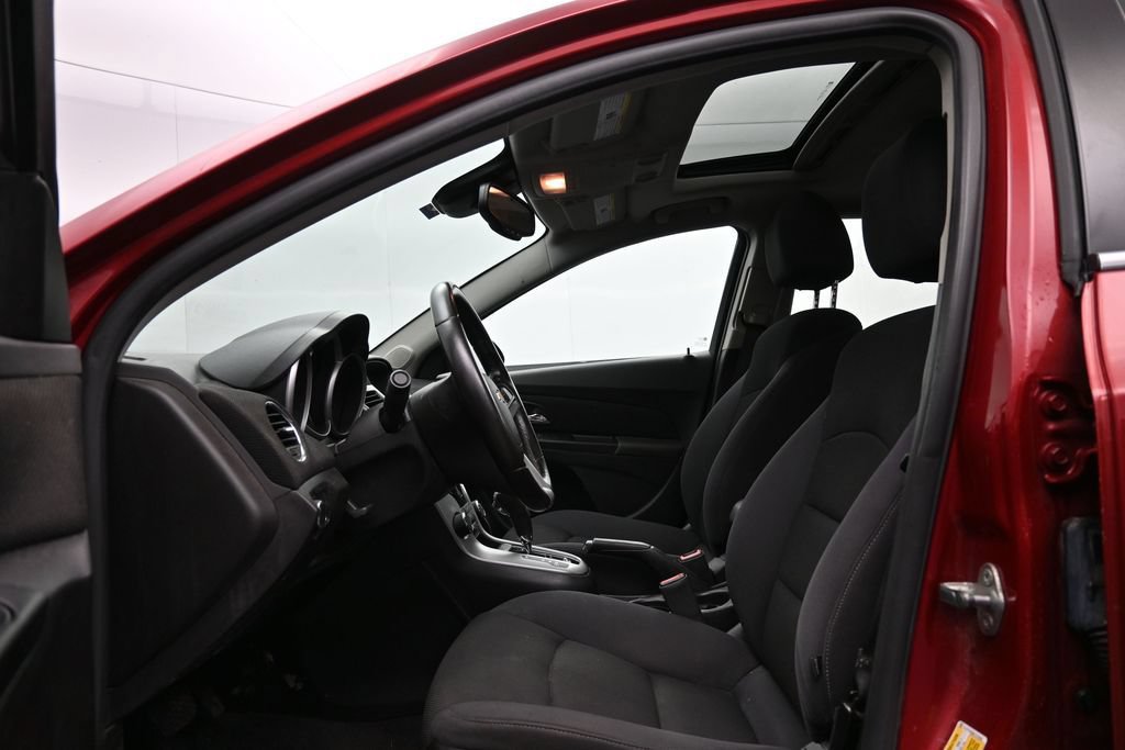Used 2014 Chevrolet Cruze LT w/ All-Star Edition FWD image 17