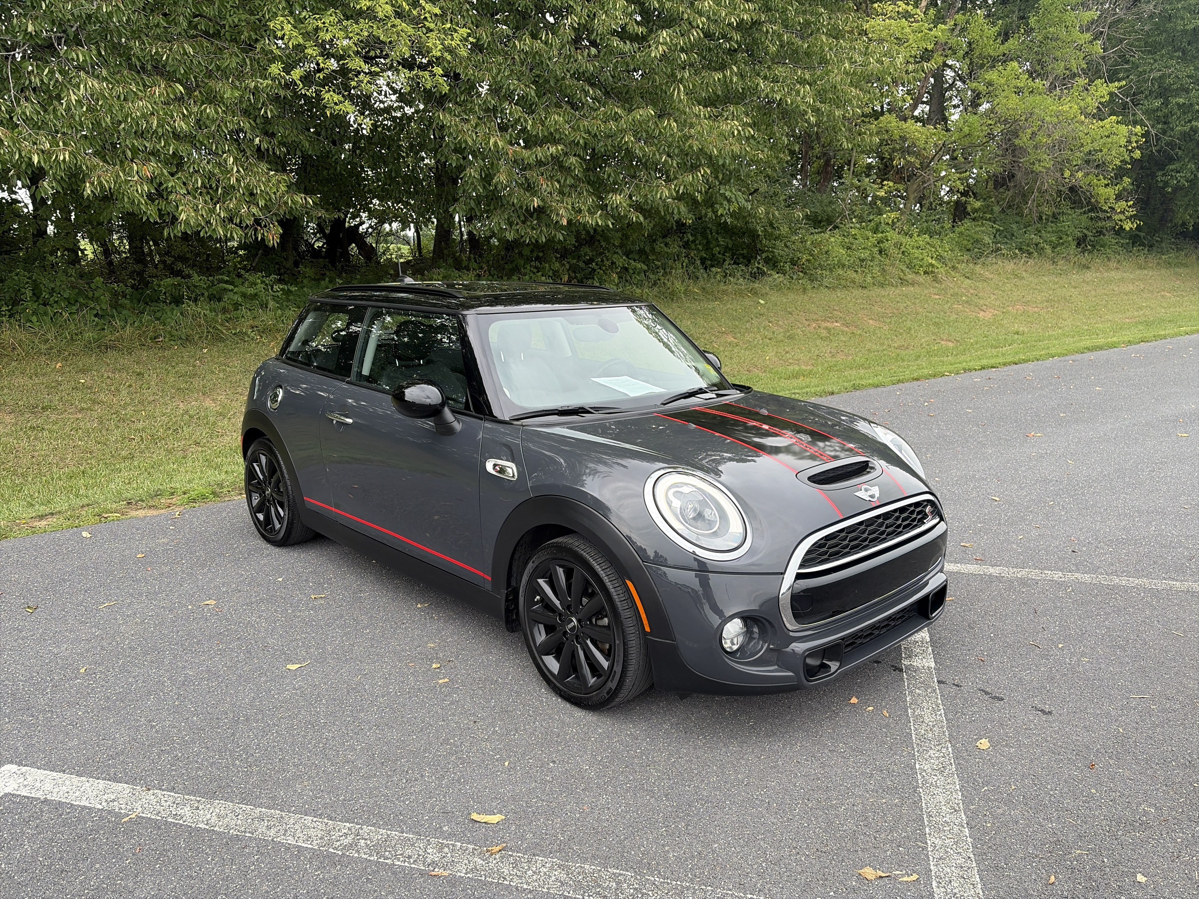 Used 2017 MINI Cooper S FWD image 3
