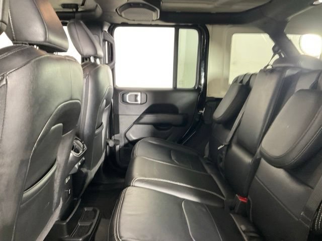 Used 2022 Jeep Wrangler Unlimited Sahara w/ Cold Weather Group AWD/4WD image 27