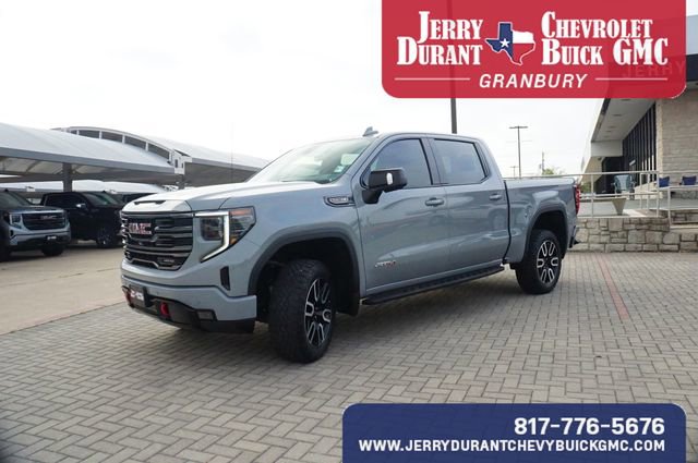 Used 2024 GMC Sierra 1500 AT4 w/ Technology Package image 4