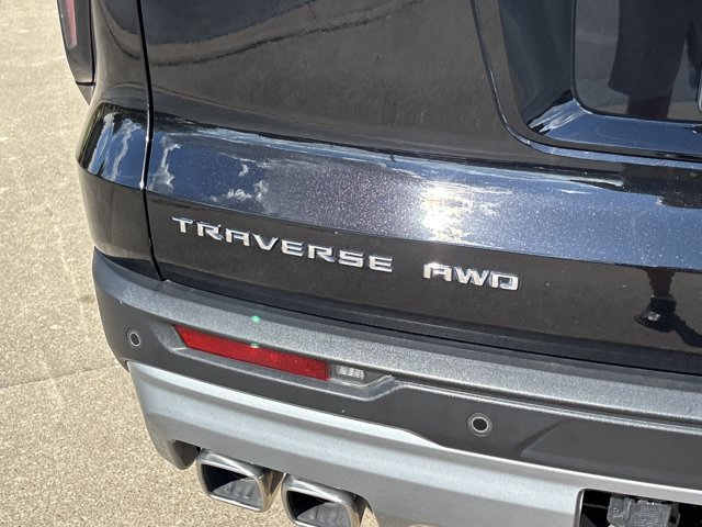 Used 2025 Chevrolet Traverse LT AWD/4WD image 6
