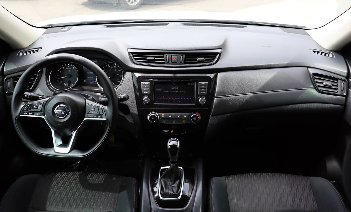 Used 2018 Nissan Rogue S FWD image 32