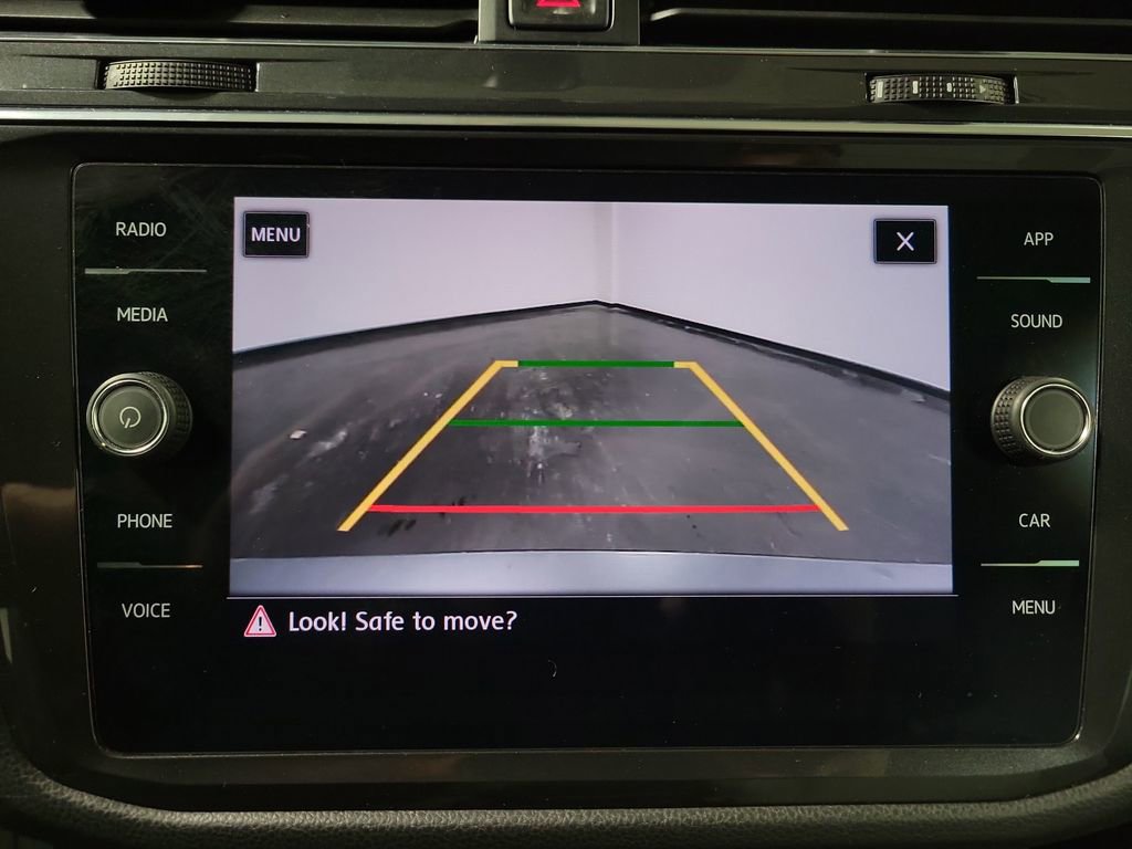 Used 2019 Volkswagen Tiguan SE image 20