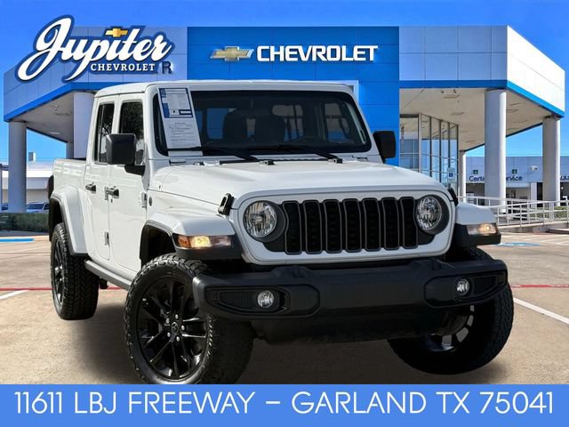Used 2025 Jeep Gladiator Sport AWD/4WD image 1