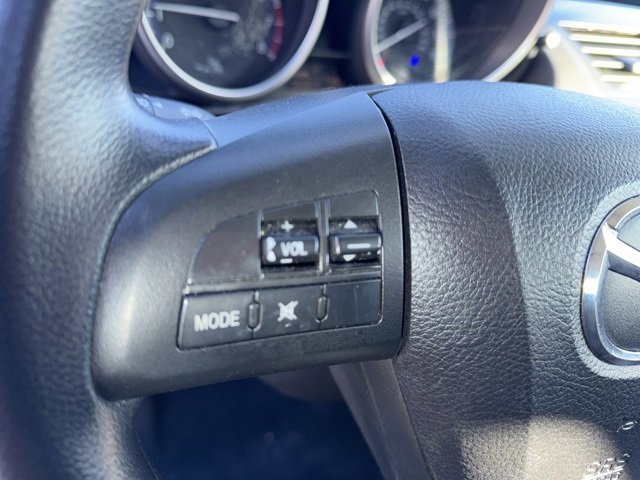 Used 2013 MAZDA MAZDA3 i SV w/ Convenience Pkg image 13