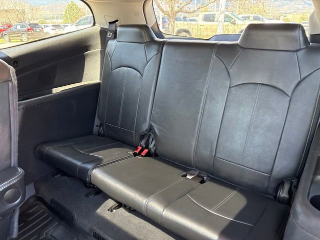 Used 2016 Chevrolet Traverse LT AWD/4WD image 16