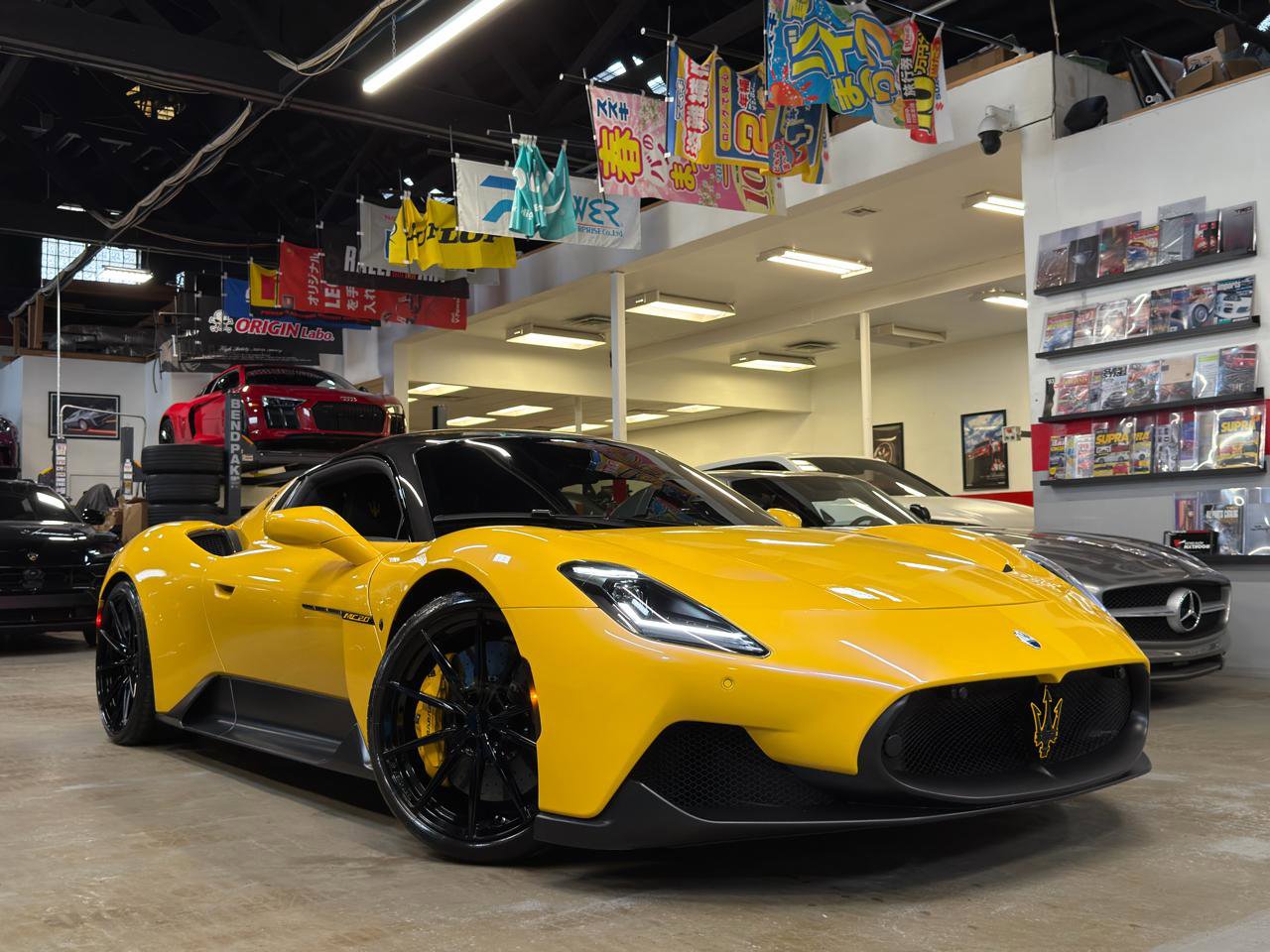 Used 2022 Maserati MC20 Coupe image 1