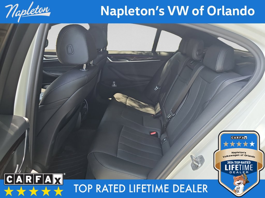 Used 2022 BMW 530e w/ M Sport Package RWD image 25