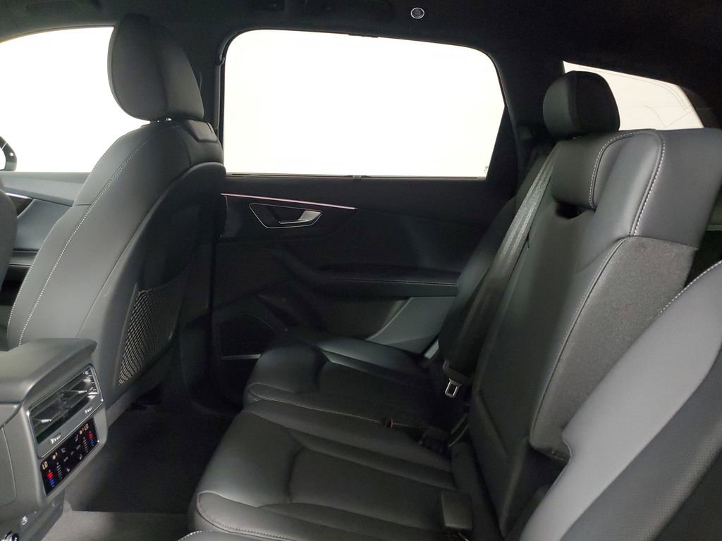New 2026 Audi Q7 Premium Plus image 12