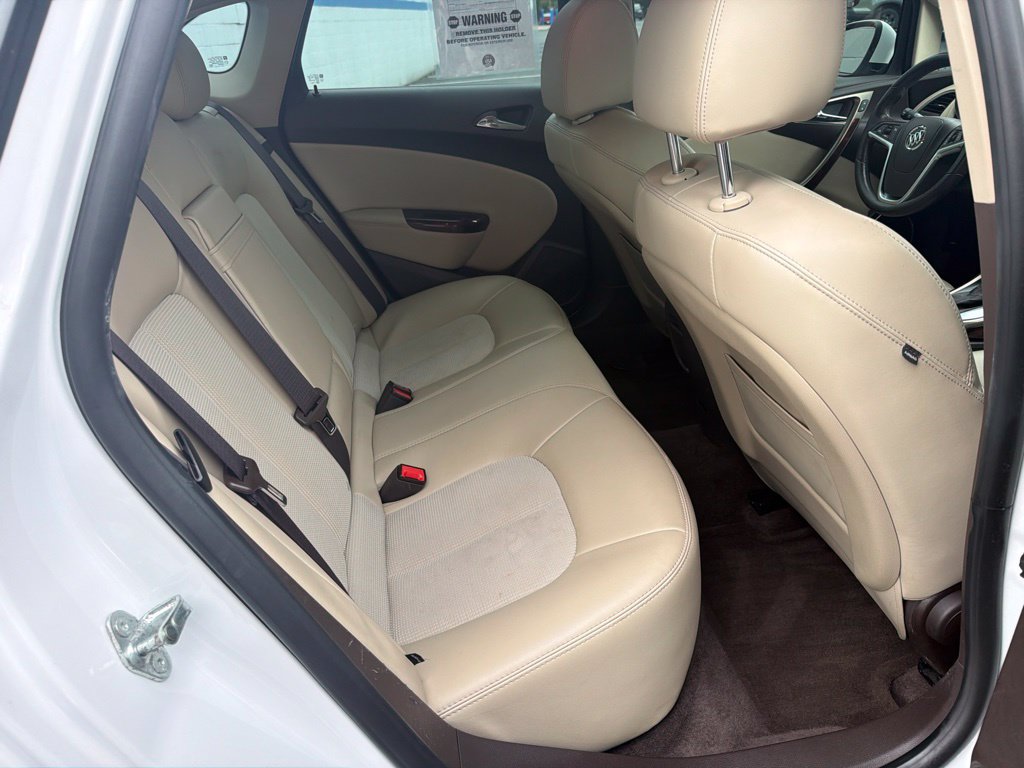 Used 2014 Buick Verano FWD image 21