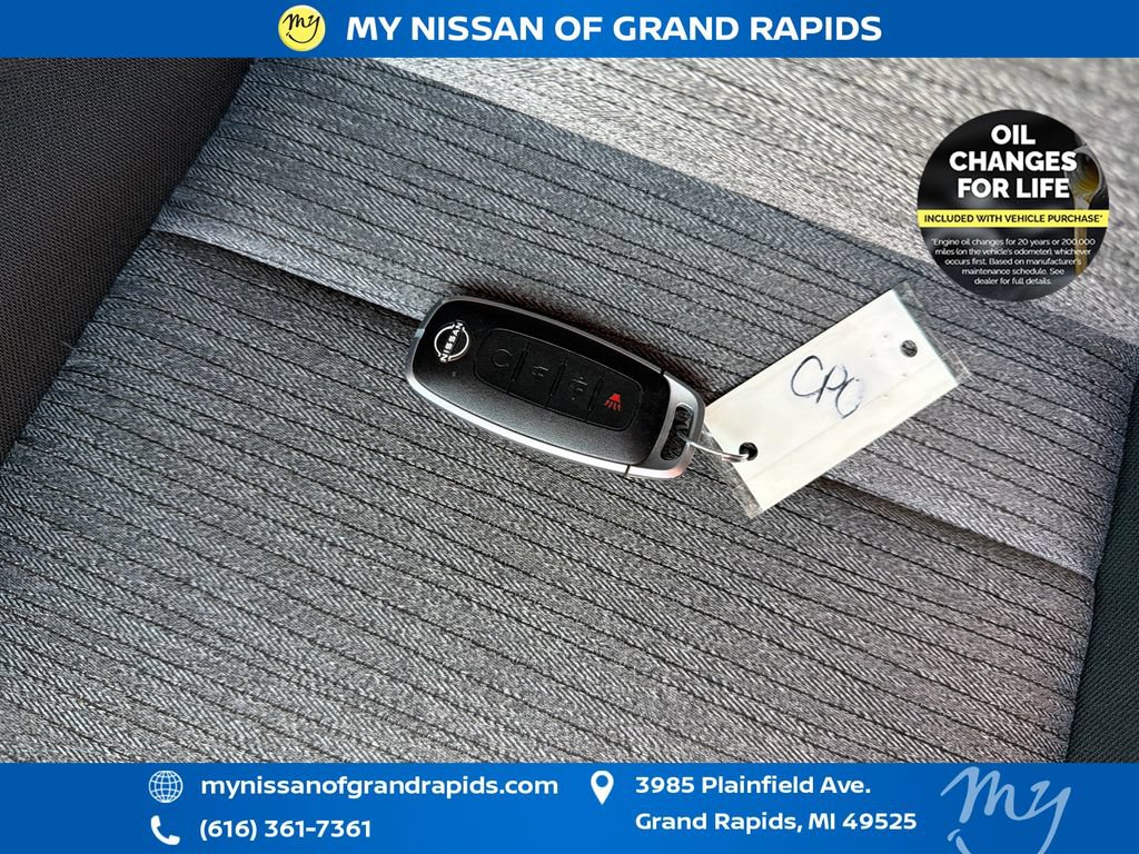 Used 2023 Nissan Rogue SV AWD/4WD image 36
