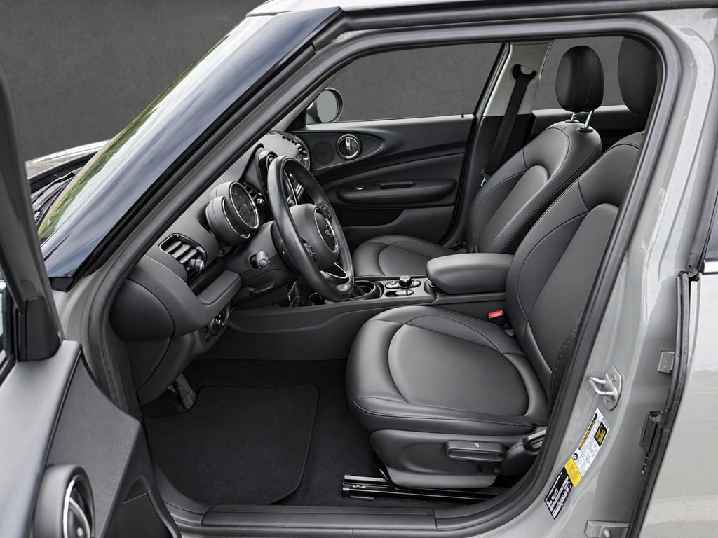 Used 2019 MINI Cooper Clubman FWD image 19