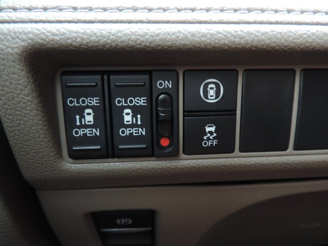 Used 2022 Honda Odyssey EX image 26