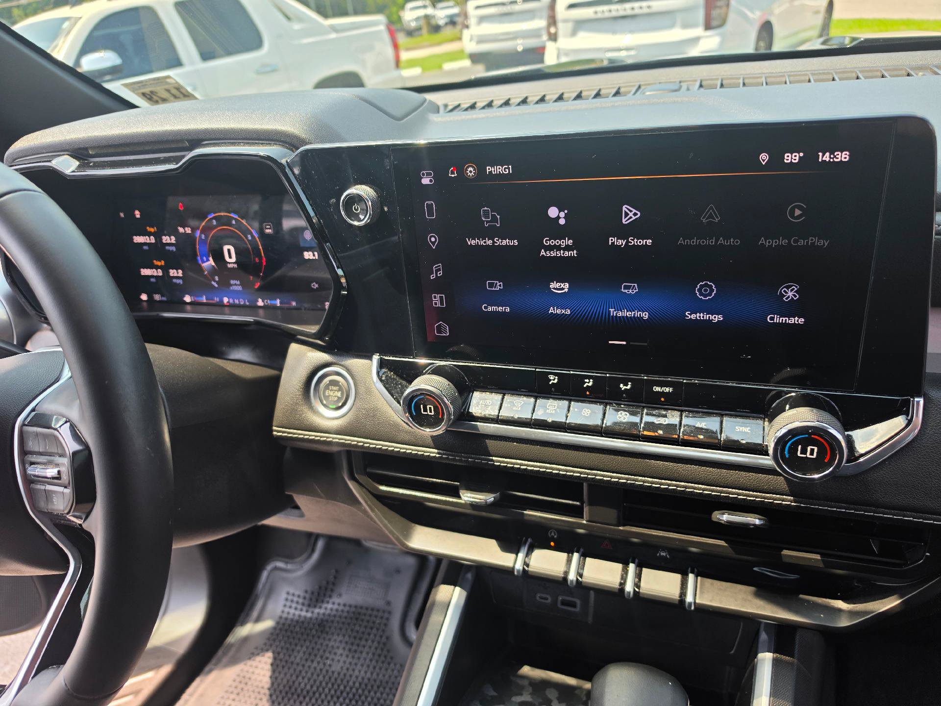 Used 2024 Chevrolet Colorado LT w/ LT Convenience Package RWD image 11