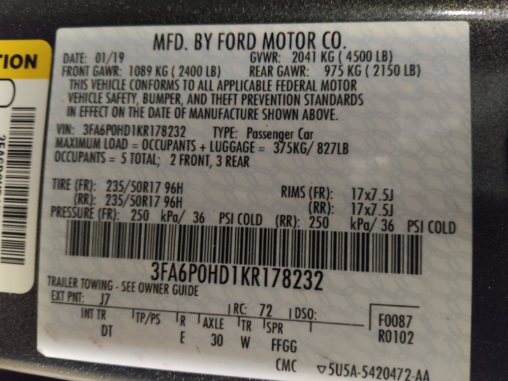 Used 2019 Ford Fusion SE FWD image 33