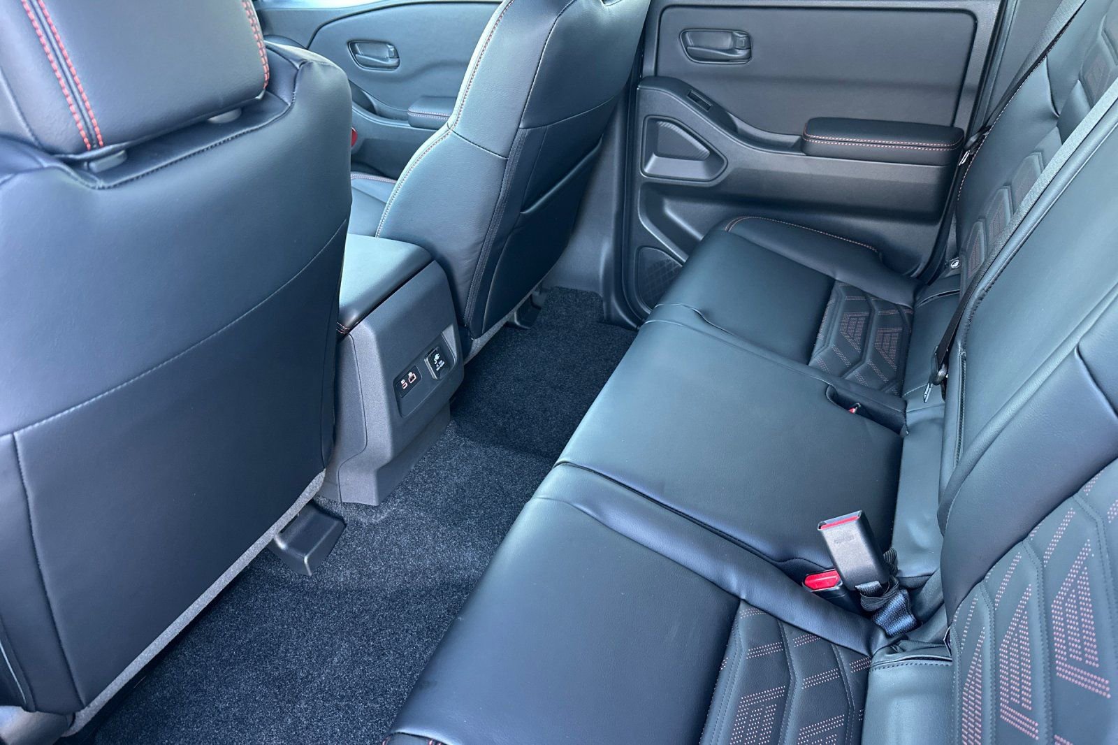 New 2026 Nissan Frontier PRO-4X w/ Pro Premium Package image 14