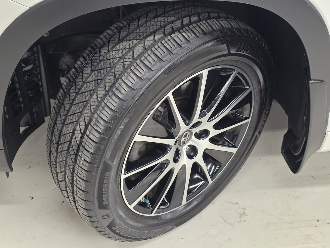 Used 2017 Toyota Highlander SE image 41