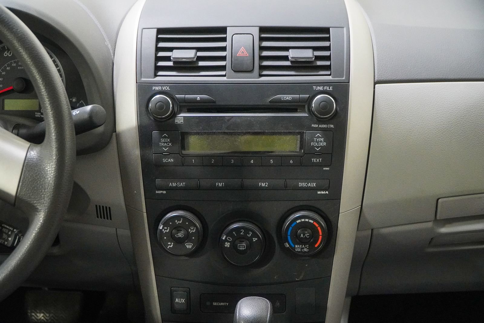 Used 2010 Toyota Corolla LE image 25