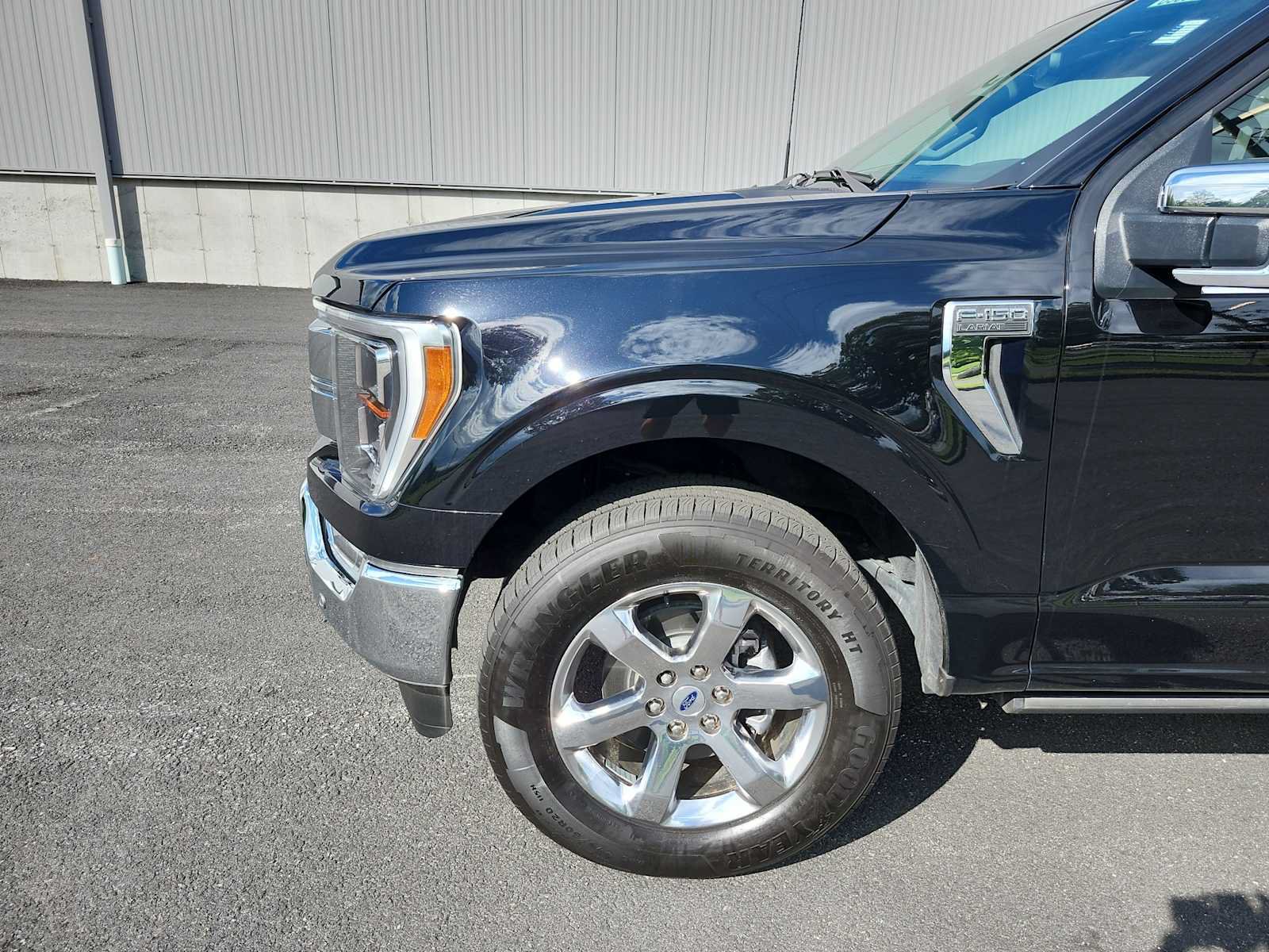 Used 2023 Ford F150 Lariat w/ Equipment Group 502A High AWD/4WD image 10