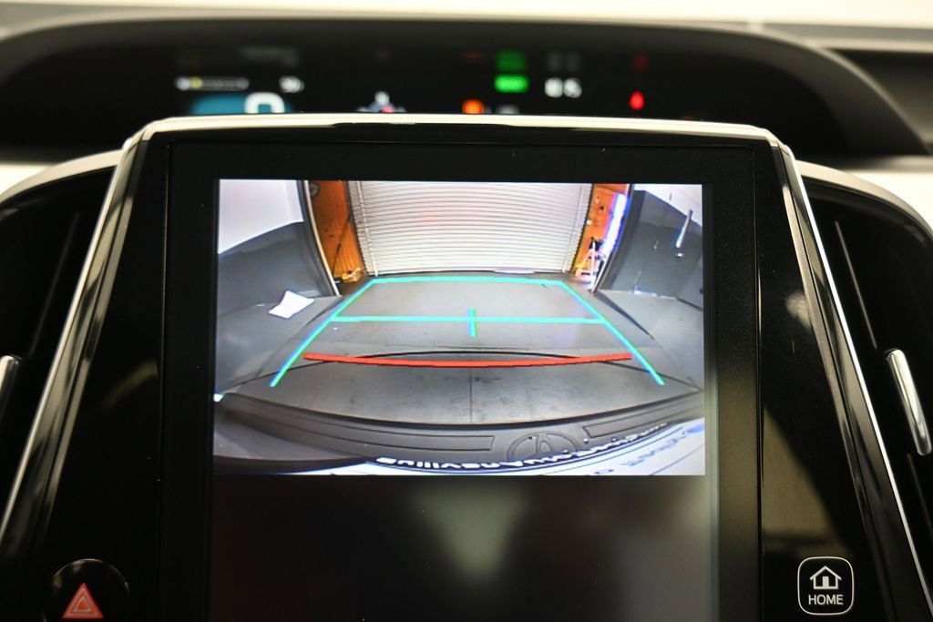 Used 2017 Toyota Prius Prime Premium FWD image 17