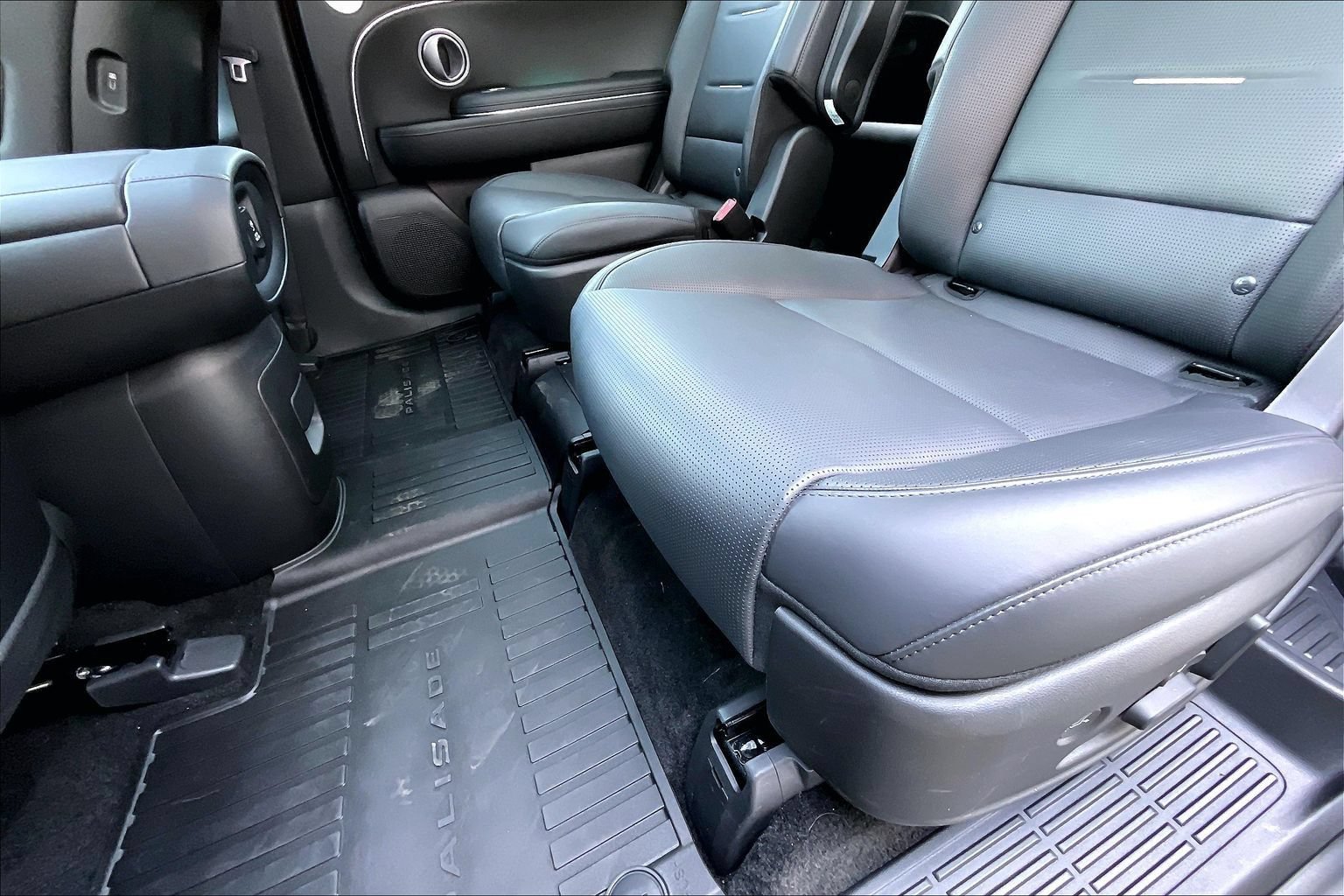 Used 2026 Hyundai Palisade Calligraphy AWD/4WD image 21