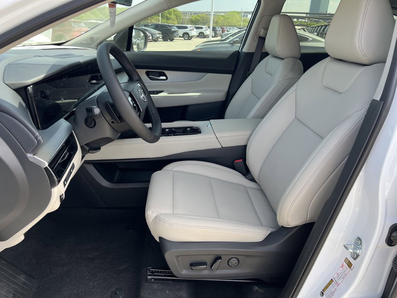 New 2026 Nissan Murano SL image 14