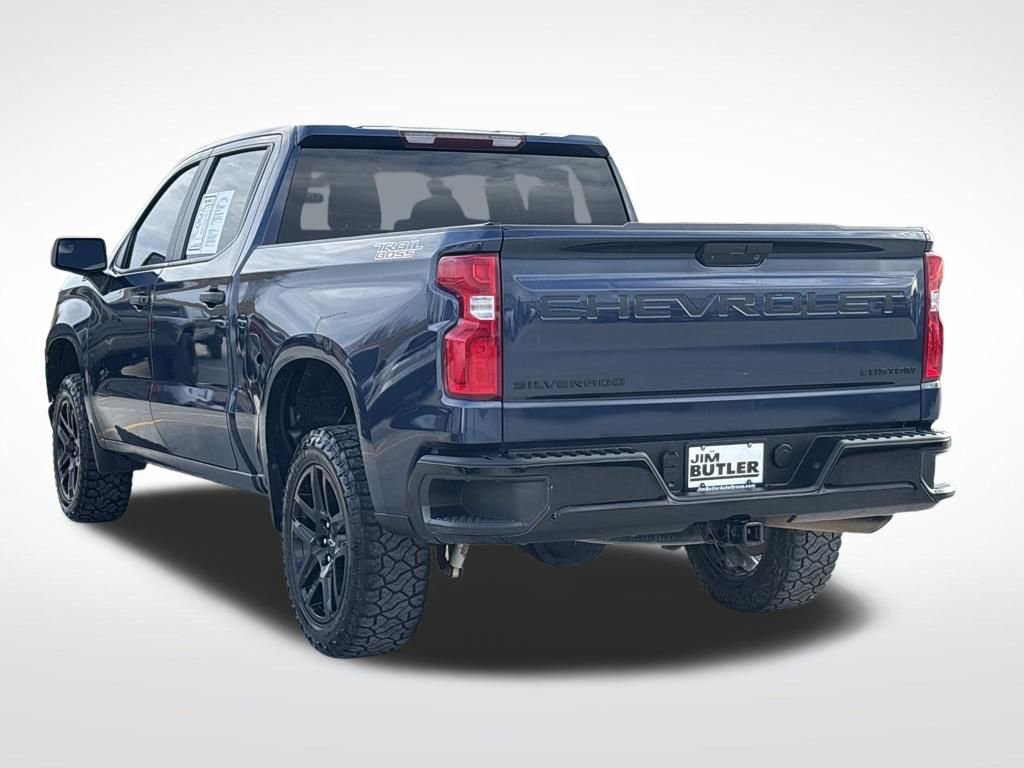 Used 2022 Chevrolet Silverado 1500 Custom Trail Boss w/ LPO, Dark Essentials Package image 4