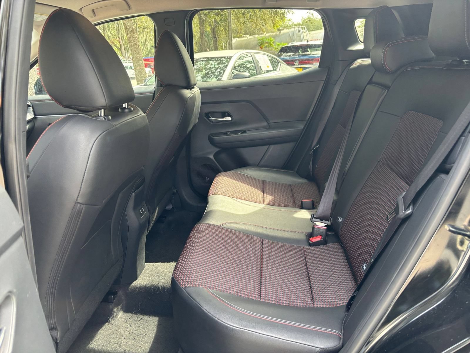 Used 2026 Nissan Kicks SR AWD/4WD image 37