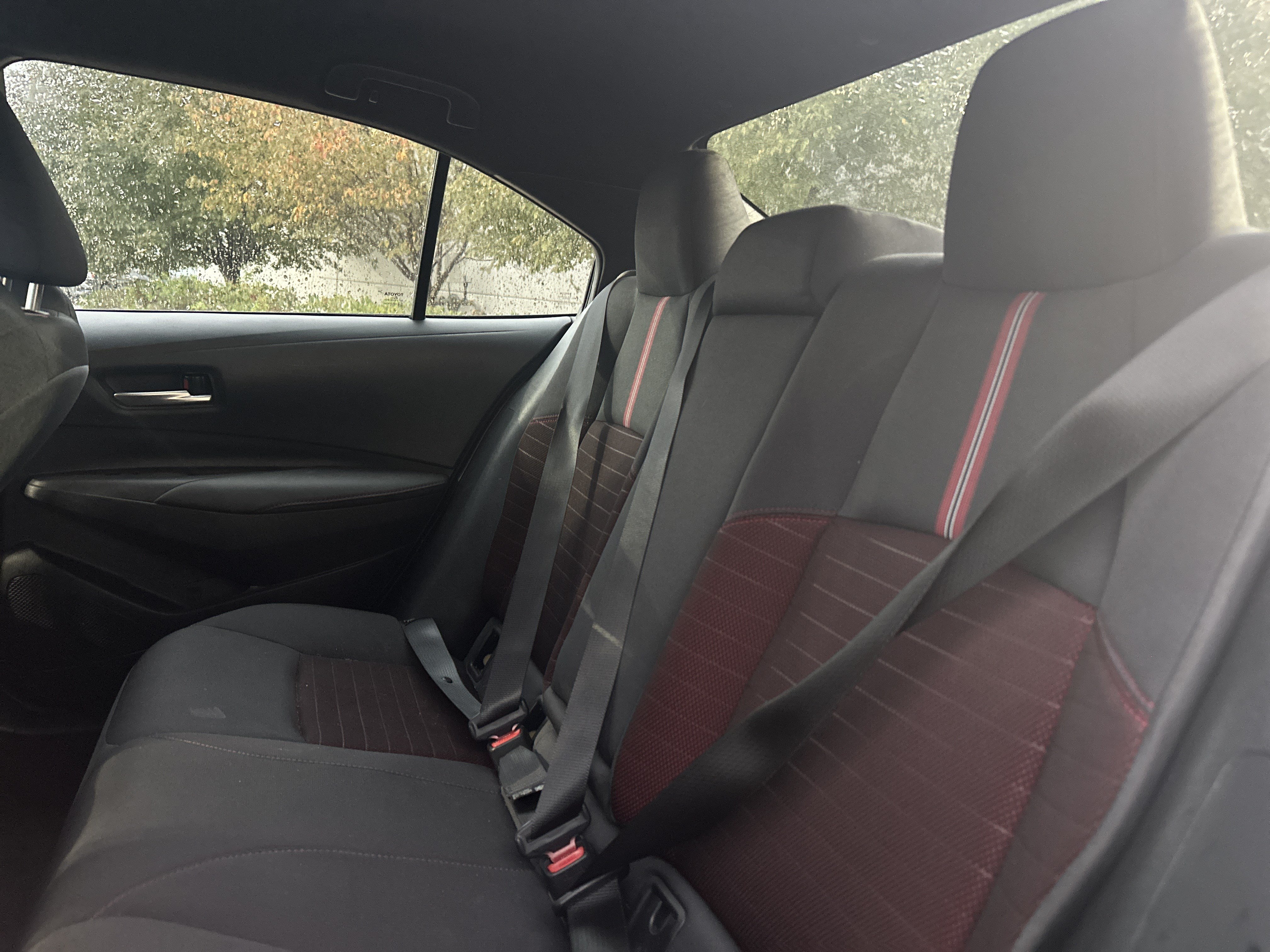 Used 2025 Toyota Corolla SE FWD image 30