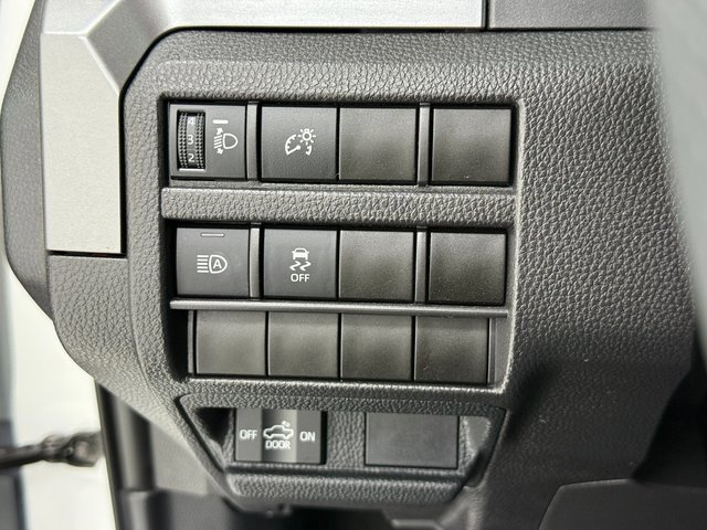 Used 2025 Toyota Tacoma SR5 w/ SR5 Upgrade Package image 11