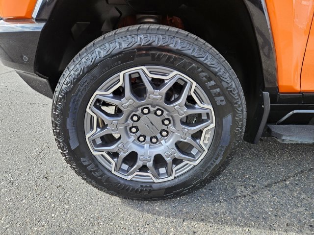 Used 2024 GMC Hummer EV 3X AWD/4WD image 10