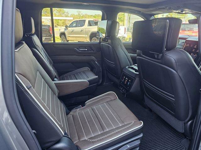 New 2026 GMC Yukon XL Denali Ultimate AWD/4WD image 28