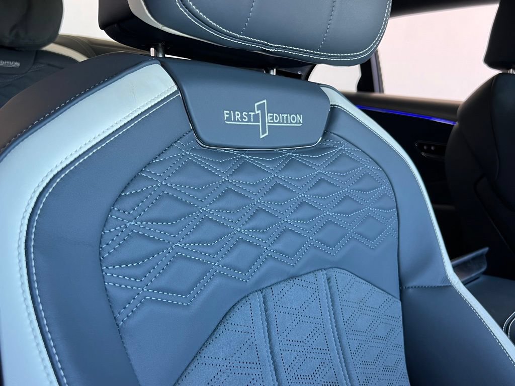 Certified 2025 Bentley Flying Spur Plug-In Hybrid w/ First Edition Specification AWD/4WD image 35