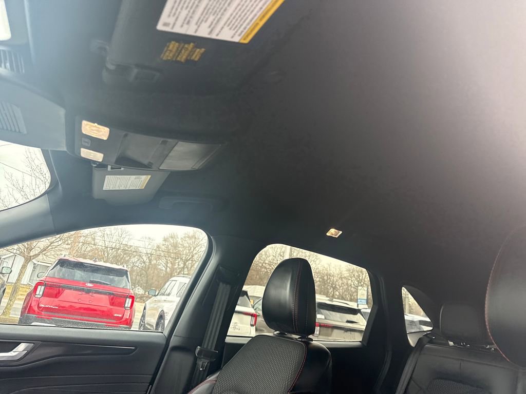 Used 2025 Ford Escape ST-Line Select w/ Tech Pack #1 image 26