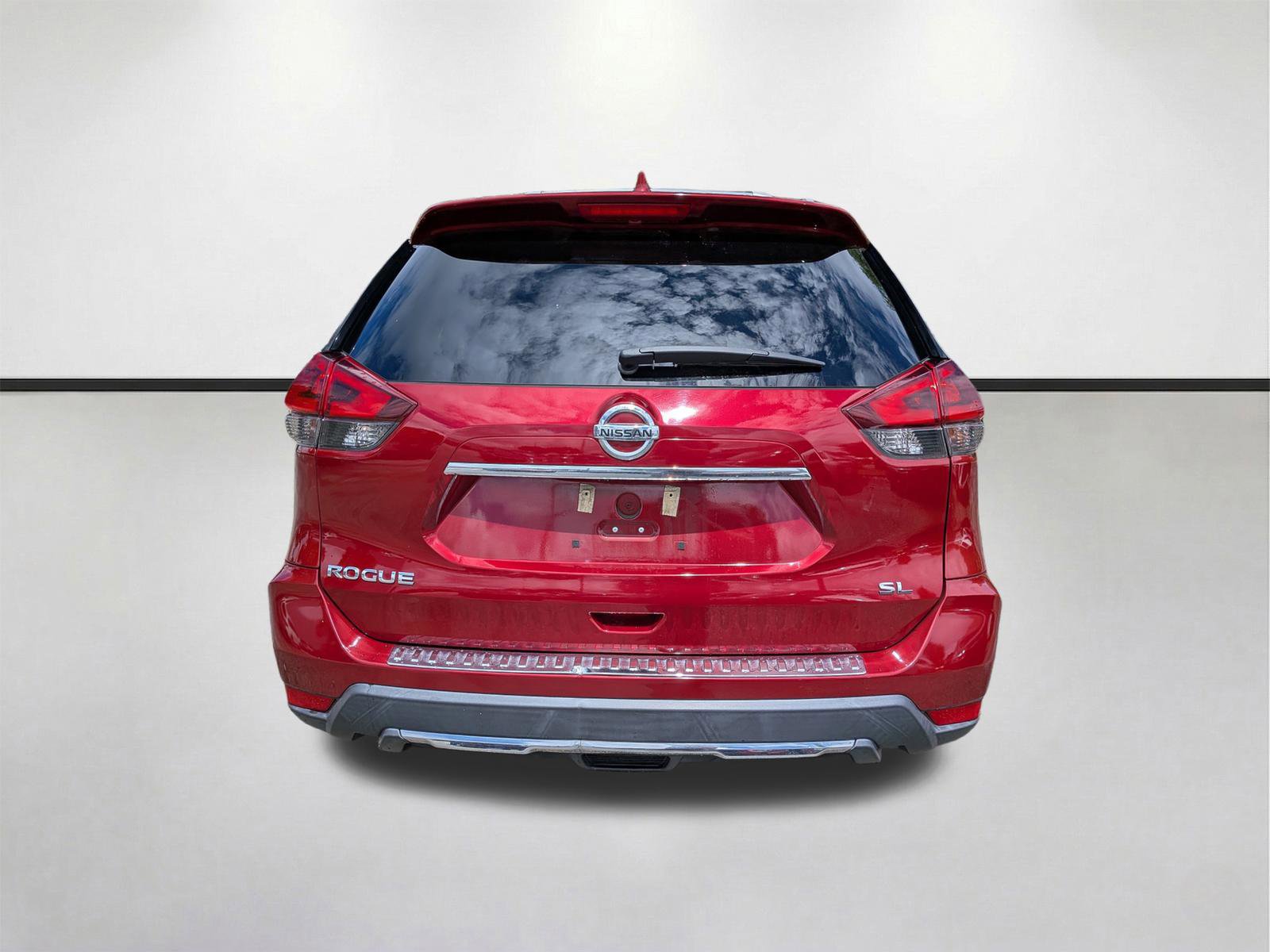 Used 2018 Nissan Rogue SL w/ Premium Package image 5